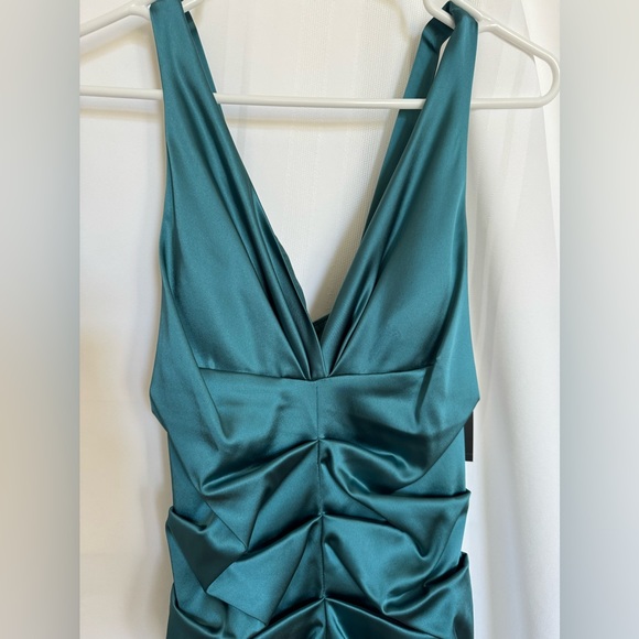 NWT Nicole Miller Teal Satin vneck ruched dress sz 8 - Picture 2 of 14